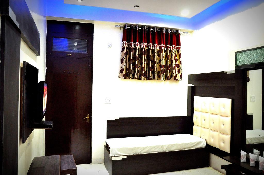 Hotel Peace Point New Delhi Cameră foto